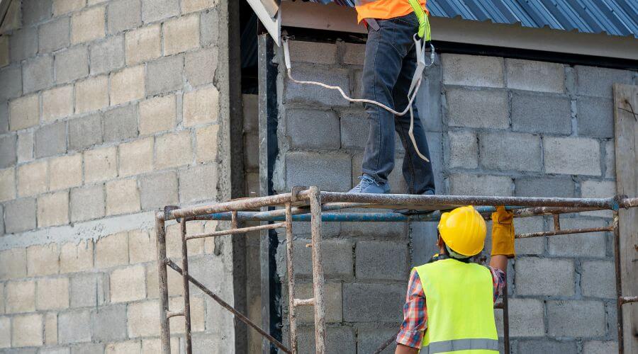 Professional residential roofers in Rowan, IA